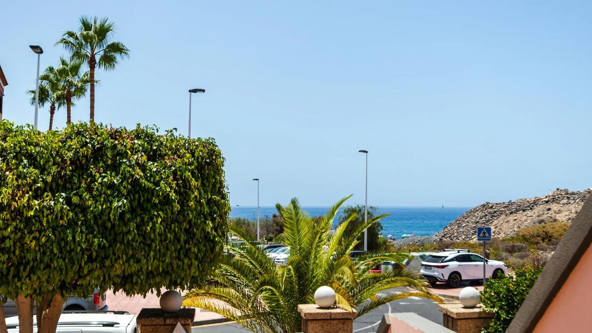 Townhouse Near The Ocean Apartment Costa Adeje  Spain